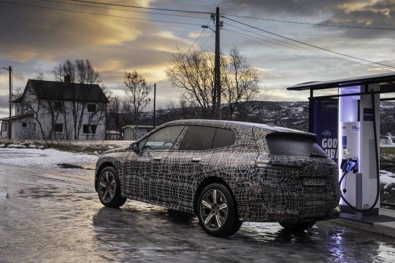 2022 BMW iX Electric SUV startet Kaltprüfung - Neue Modelle Autos