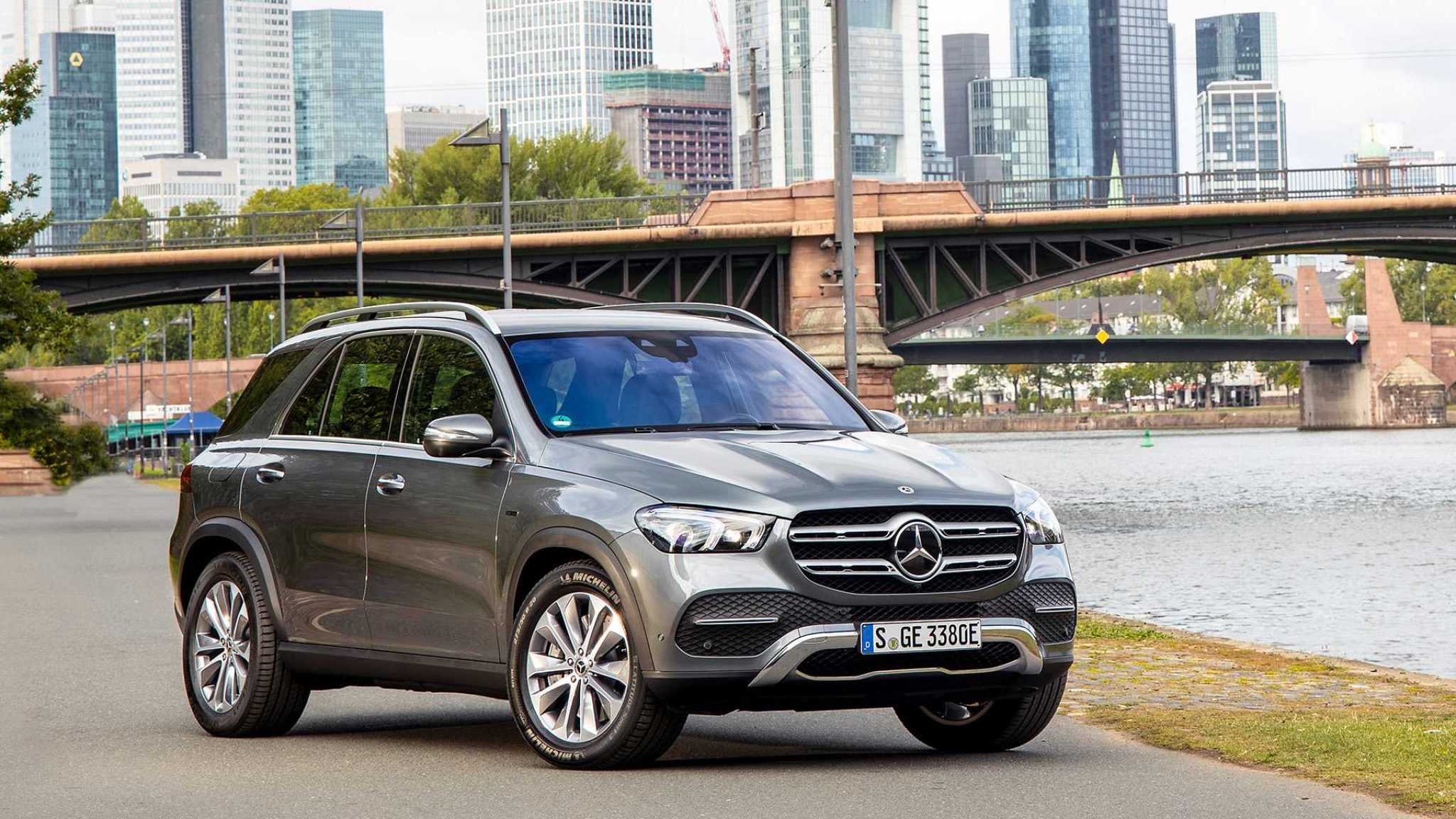 Mercedes 4matic Preis