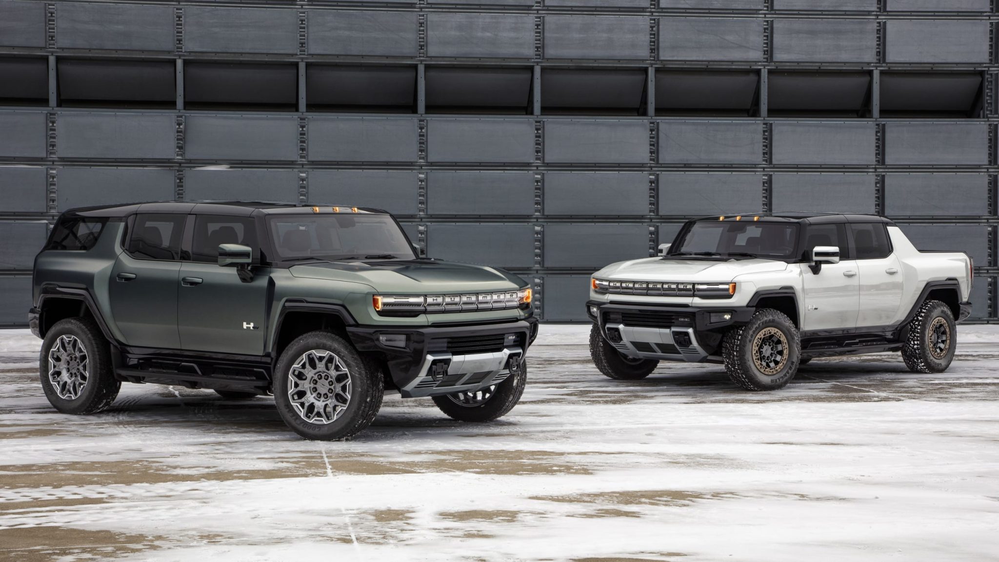 2023-gmc-hummer-ev-pickup-engine