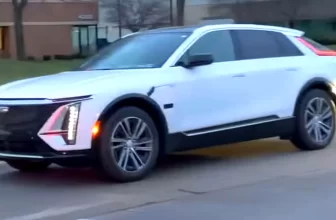 Das ist Cadillacs neuer kompakter EV-Crossover