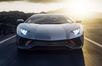 Lamborghini und Ferrari setzen Geschäfte mit Russland aus