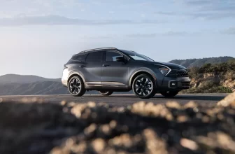 2023 Kia Sportage kann aufgrund einer losen Batteriemutter Feuer fangen