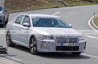 Neue Skoda Superb Limousine -Preis und Spezifikationen 2022-06-09