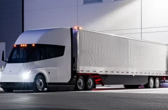 Tesla wird seine ersten elektrischen Semis am 1. Dezember an Kunden ausliefern