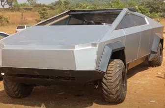 Dieser gefälschte Tesla Cybertruck aus Indien ist eines der besten Replikate bisher