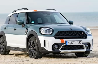 MINI Cooper S Countryman ALL4 Uncharted Edition