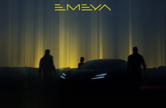 Vollelektrische Lotus Emeya Limousine