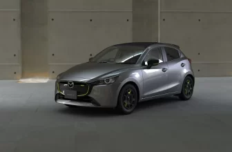 Mazda2 und CX-3 mit neuem 8,8-Zoll-Infotainment in Japan