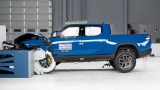 2023 Rivian R1T Elektro-Pickup-Truck besteht IIHS-Crashtest
