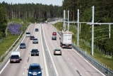 Schweden bereitet sich auf das Aufladen von Elektrofahrzeugen während der Fahrt vor