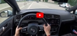 VW Golf GTI trifft Skoda mit über 230 km / h auf der Autobahn