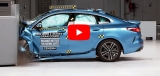2021 BMW 2 Crashtest