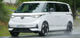 VW ID Buzz mit sportlicherem Stoßfänger gesichtet
